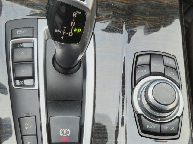 Білий БМВ Х3, об'ємом двигуна 3 л та пробігом 127 тис. км за 19000 $, фото 6 на Automoto.ua