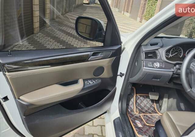 Білий БМВ Х3, об'ємом двигуна 3 л та пробігом 127 тис. км за 19000 $, фото 13 на Automoto.ua