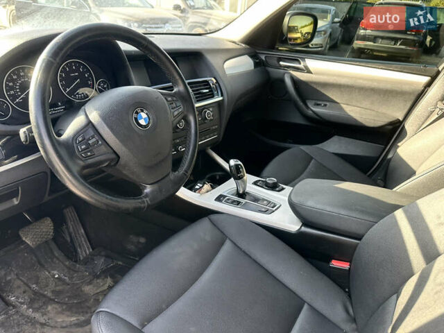 Білий БМВ Х3, об'ємом двигуна 2 л та пробігом 219 тис. км за 7999 $, фото 12 на Automoto.ua