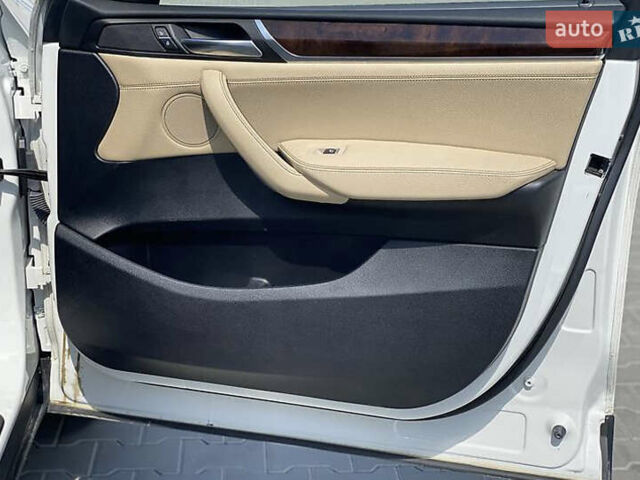 Білий БМВ Х3, об'ємом двигуна 2 л та пробігом 159 тис. км за 19200 $, фото 20 на Automoto.ua