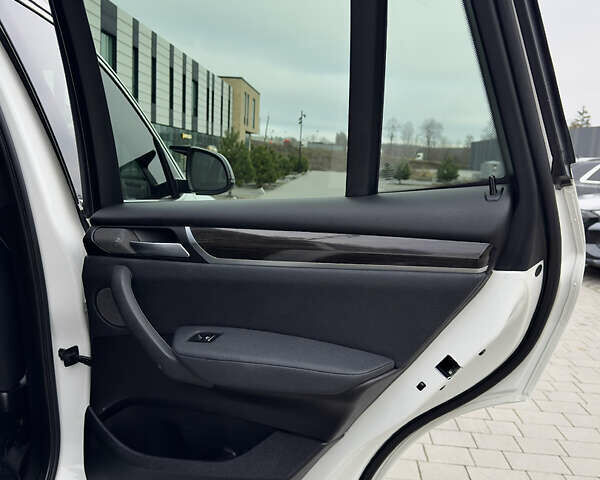 Белый БМВ Х3, объемом двигателя 2 л и пробегом 199 тыс. км за 15199 $, фото 27 на Automoto.ua