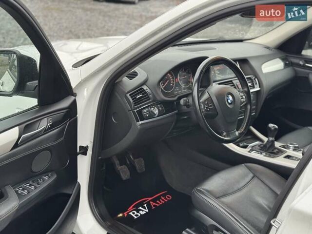 Білий БМВ Х3, об'ємом двигуна 2 л та пробігом 267 тис. км за 14250 $, фото 14 на Automoto.ua