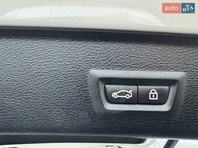 Белый БМВ Х3, объемом двигателя 2 л и пробегом 199 тыс. км за 14850 $, фото 31 на Automoto.ua