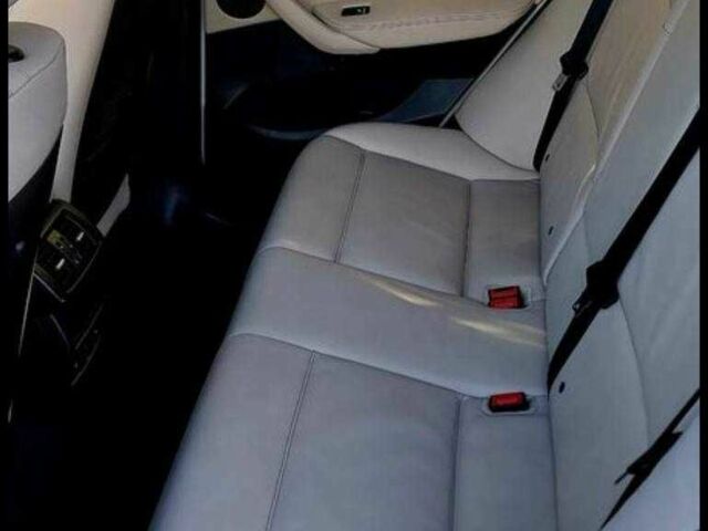 Белый БМВ Х3, объемом двигателя 3 л и пробегом 88 тыс. км за 12400 $, фото 13 на Automoto.ua
