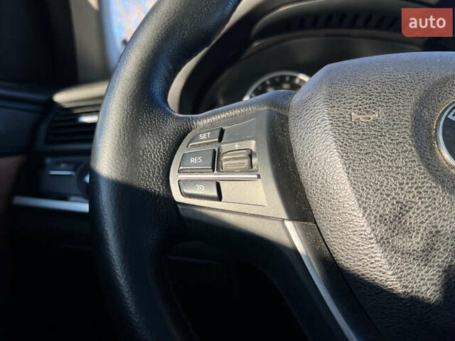 Білий БМВ Х3, об'ємом двигуна 2.98 л та пробігом 178 тис. км за 16650 $, фото 8 на Automoto.ua