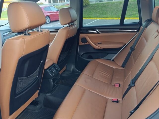 Білий БМВ Х3, об'ємом двигуна 2 л та пробігом 276 тис. км за 19200 $, фото 12 на Automoto.ua