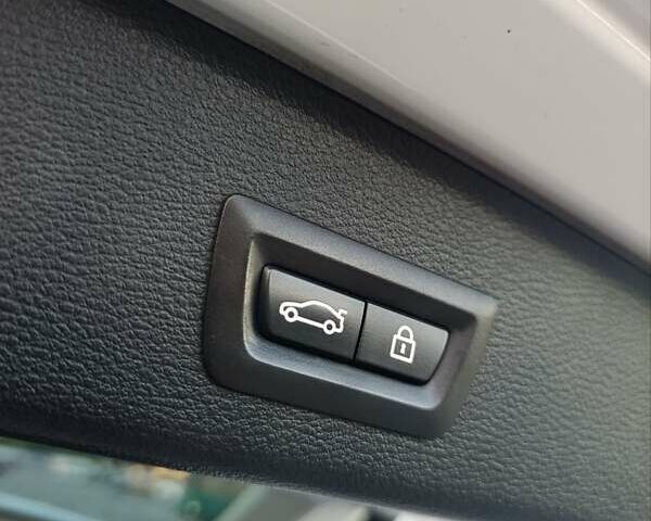 Белый БМВ Х3, объемом двигателя 2 л и пробегом 277 тыс. км за 19200 $, фото 13 на Automoto.ua