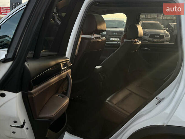 Белый БМВ Х3, объемом двигателя 2 л и пробегом 180 тыс. км за 19990 $, фото 20 на Automoto.ua