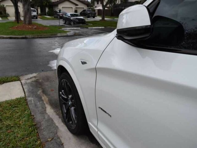 Белый БМВ Х3, объемом двигателя 3 л и пробегом 74 тыс. км за 5900 $, фото 8 на Automoto.ua