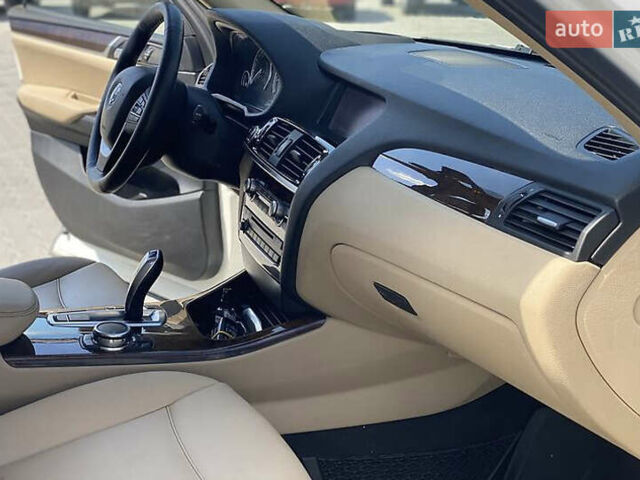 Білий БМВ Х3, об'ємом двигуна 2 л та пробігом 159 тис. км за 19200 $, фото 17 на Automoto.ua