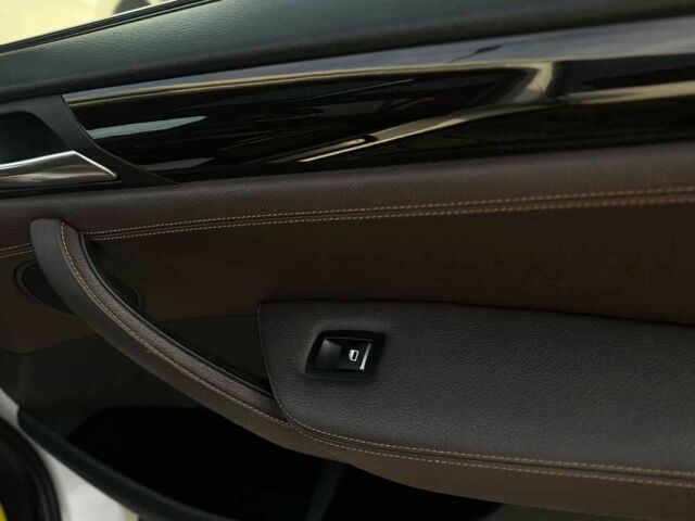 Белый БМВ Х3, объемом двигателя 2 л и пробегом 180 тыс. км за 19990 $, фото 17 на Automoto.ua