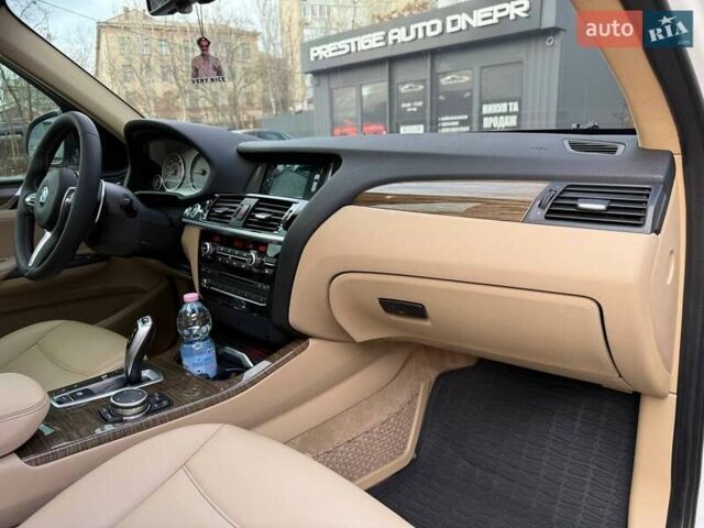 Белый БМВ Х3, объемом двигателя 2 л и пробегом 153 тыс. км за 18500 $, фото 13 на Automoto.ua