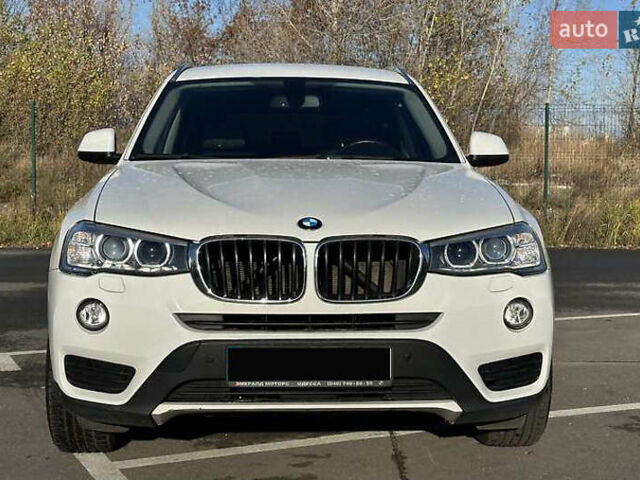 Белый БМВ Х3, объемом двигателя 2 л и пробегом 102 тыс. км за 20300 $, фото 1 на Automoto.ua
