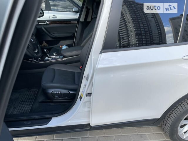 Белый БМВ Х3, объемом двигателя 2 л и пробегом 169 тыс. км за 20000 $, фото 19 на Automoto.ua