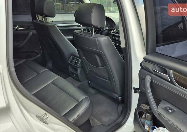 Білий БМВ Х3, об'ємом двигуна 2 л та пробігом 223 тис. км за 14700 $, фото 11 на Automoto.ua