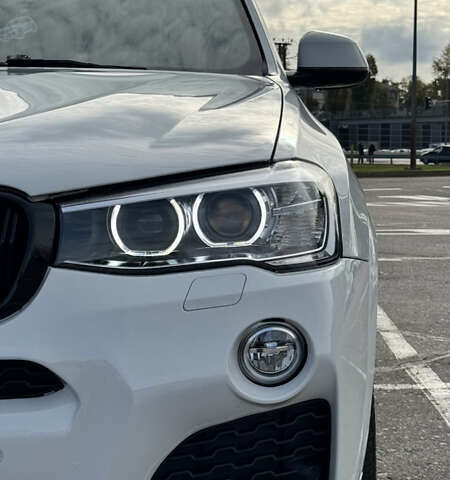 Белый БМВ Х3, объемом двигателя 2 л и пробегом 215 тыс. км за 15999 $, фото 12 на Automoto.ua