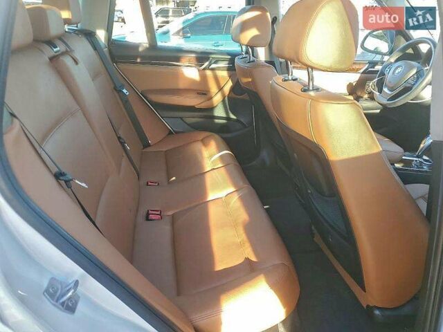 Белый БМВ Х3, объемом двигателя 2 л и пробегом 128 тыс. км за 2400 $, фото 8 на Automoto.ua