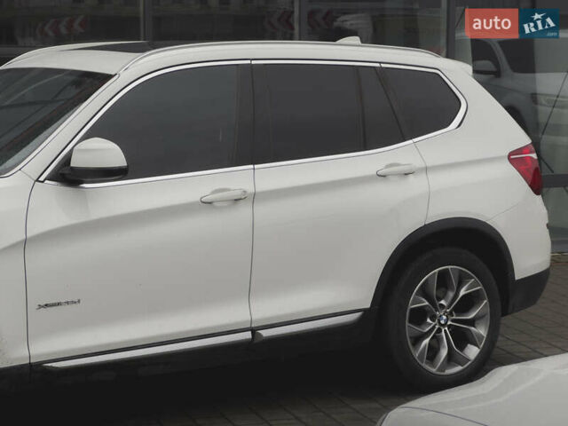 Белый БМВ Х3, объемом двигателя 2 л и пробегом 277 тыс. км за 18000 $, фото 7 на Automoto.ua