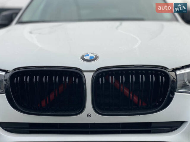 Белый БМВ Х3, объемом двигателя 3 л и пробегом 188 тыс. км за 15400 $, фото 30 на Automoto.ua