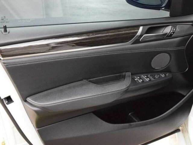 Белый БМВ Х3, объемом двигателя 3 л и пробегом 74 тыс. км за 5900 $, фото 11 на Automoto.ua