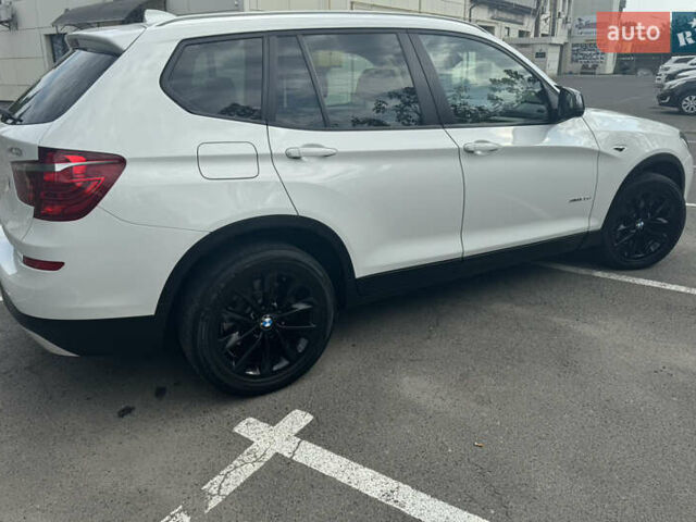 Білий БМВ Х3, об'ємом двигуна 2 л та пробігом 126 тис. км за 21500 $, фото 6 на Automoto.ua