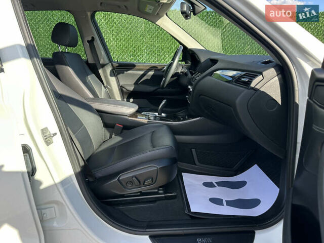 Білий БМВ Х3, об'ємом двигуна 2 л та пробігом 104 тис. км за 17500 $, фото 7 на Automoto.ua