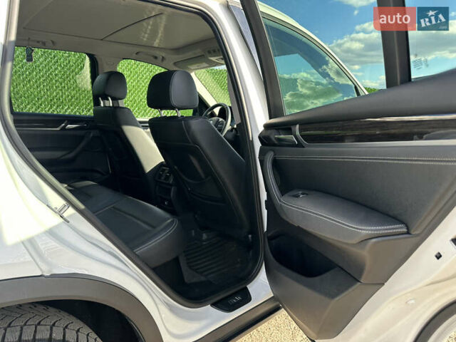Білий БМВ Х3, об'ємом двигуна 2 л та пробігом 104 тис. км за 17500 $, фото 10 на Automoto.ua