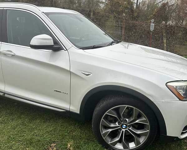 Белый БМВ Х3, объемом двигателя 2 л и пробегом 260 тыс. км за 17500 $, фото 1 на Automoto.ua
