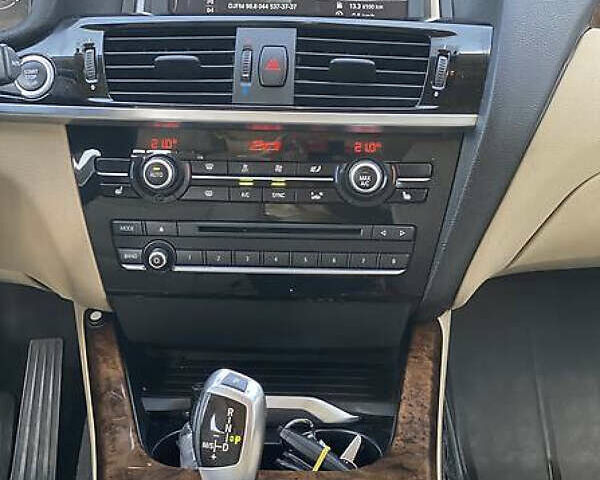 Білий БМВ Х3, об'ємом двигуна 2 л та пробігом 159 тис. км за 19200 $, фото 21 на Automoto.ua