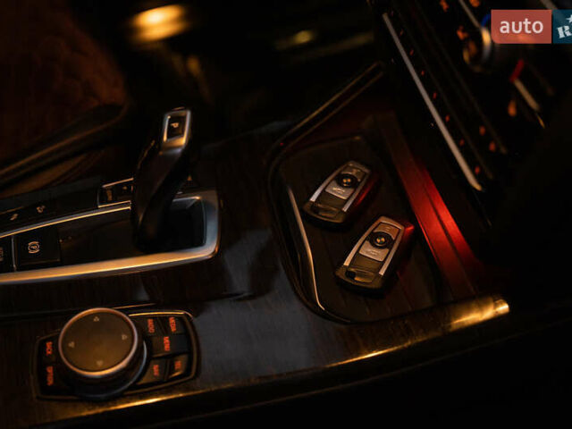 Белый БМВ Х3, объемом двигателя 2.99 л и пробегом 140 тыс. км за 25000 $, фото 6 на Automoto.ua