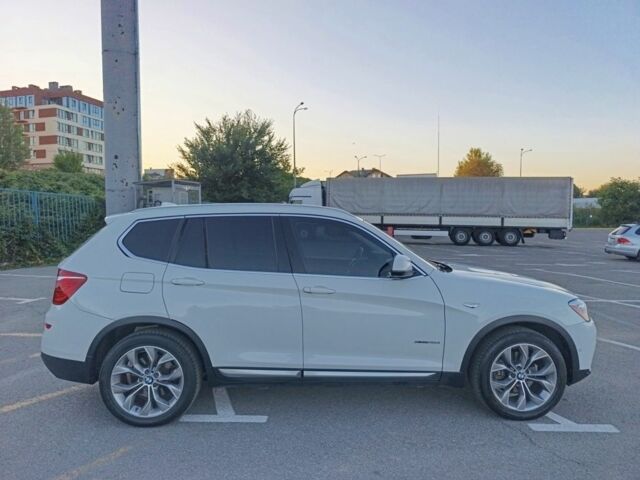 Білий БМВ Х3, об'ємом двигуна 2 л та пробігом 276 тис. км за 19200 $, фото 6 на Automoto.ua