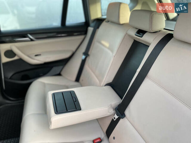 Белый БМВ Х3, объемом двигателя 3 л и пробегом 188 тыс. км за 15400 $, фото 86 на Automoto.ua