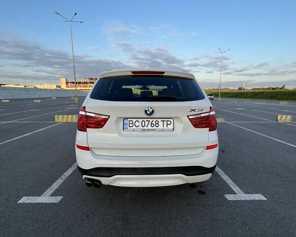 Білий БМВ Х3, об'ємом двигуна 2 л та пробігом 251 тис. км за 13700 $, фото 7 на Automoto.ua