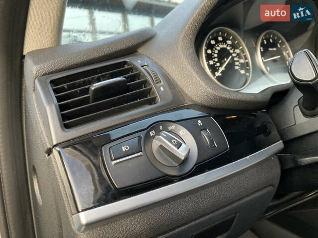 Белый БМВ Х3, объемом двигателя 3 л и пробегом 188 тыс. км за 15400 $, фото 63 на Automoto.ua