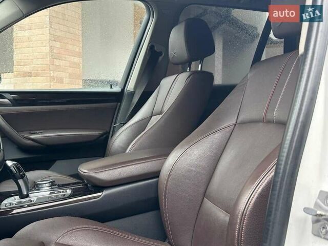 Белый БМВ Х3, объемом двигателя 2 л и пробегом 214 тыс. км за 19599 $, фото 17 на Automoto.ua