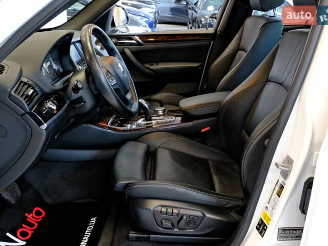 Белый БМВ Х3, объемом двигателя 3 л и пробегом 210 тыс. км за 16900 $, фото 24 на Automoto.ua