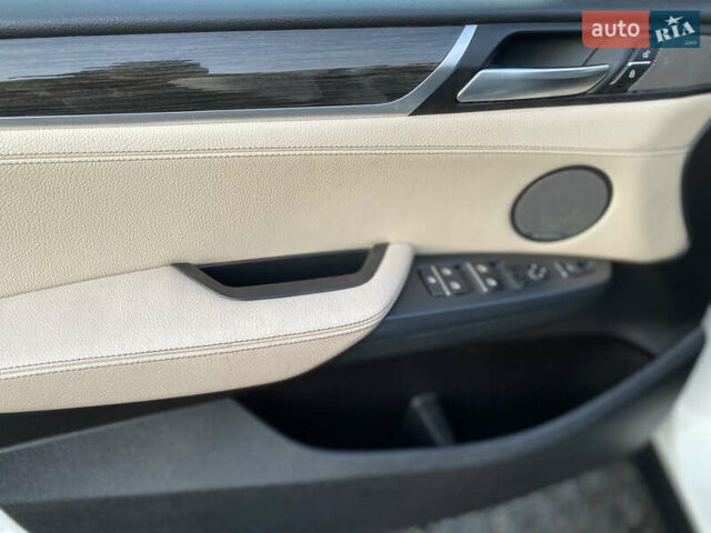 Белый БМВ Х3, объемом двигателя 3 л и пробегом 188 тыс. км за 15400 $, фото 64 на Automoto.ua