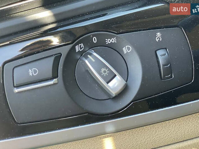 Білий БМВ Х3, об'ємом двигуна 2 л та пробігом 159 тис. км за 19200 $, фото 12 на Automoto.ua