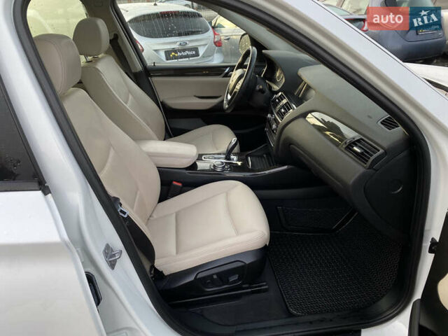 Белый БМВ Х3, объемом двигателя 3 л и пробегом 188 тыс. км за 15400 $, фото 82 на Automoto.ua