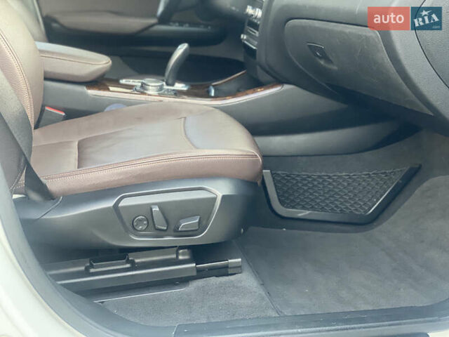 Белый БМВ Х3, объемом двигателя 2 л и пробегом 90 тыс. км за 17900 $, фото 27 на Automoto.ua