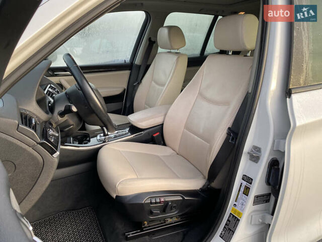 Белый БМВ Х3, объемом двигателя 3 л и пробегом 188 тыс. км за 15400 $, фото 71 на Automoto.ua