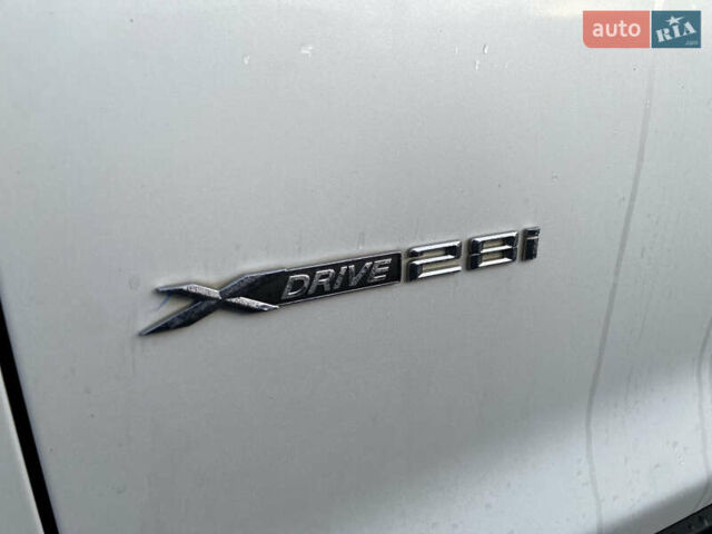 Белый БМВ Х3, объемом двигателя 3 л и пробегом 188 тыс. км за 15400 $, фото 80 на Automoto.ua