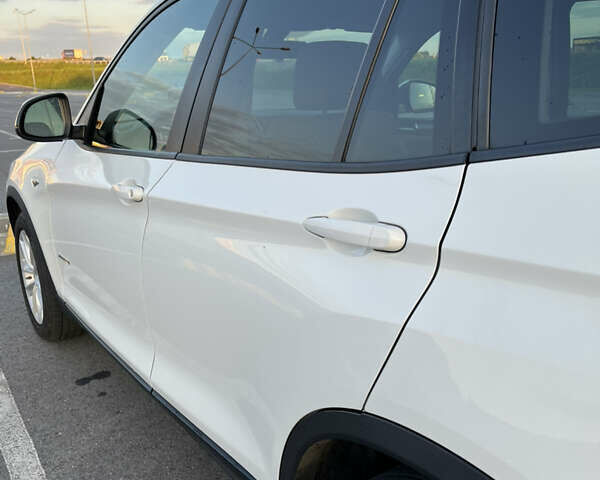 Білий БМВ Х3, об'ємом двигуна 2 л та пробігом 251 тис. км за 13700 $, фото 5 на Automoto.ua