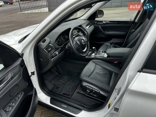 БМВ Х3 2015 в Ровно на Automoto.ua Белый БМВ Х3, объемом двигателя 2 л и пробегом 117 тыс. км за 17200 $, фото 16 на Automoto.ua