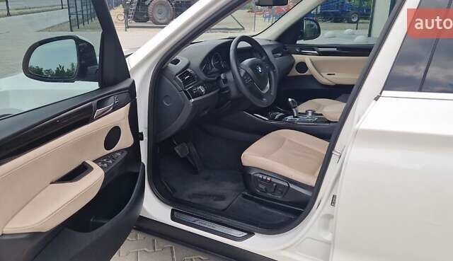 Білий БМВ Х3, об'ємом двигуна 2 л та пробігом 140 тис. км за 21500 $, фото 12 на Automoto.ua