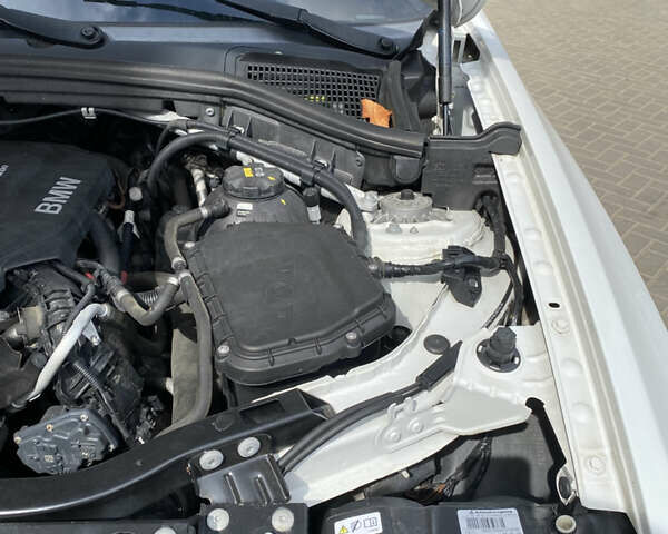 Білий БМВ Х3, об'ємом двигуна 2 л та пробігом 153 тис. км за 19999 $, фото 36 на Automoto.ua
