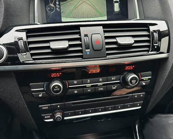 Білий БМВ Х3, об'ємом двигуна 2 л та пробігом 127 тис. км за 17900 $, фото 25 на Automoto.ua