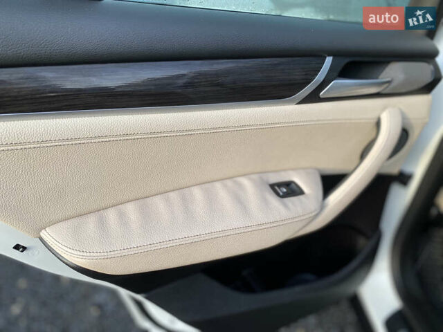 Белый БМВ Х3, объемом двигателя 3 л и пробегом 188 тыс. км за 15400 $, фото 89 на Automoto.ua