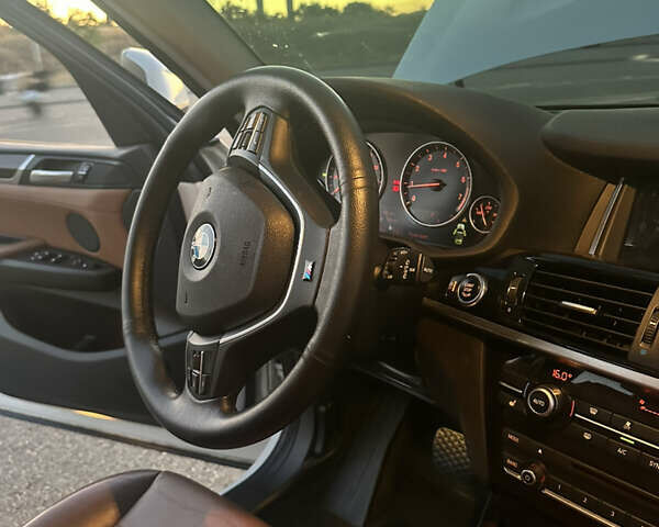 Белый БМВ Х3, объемом двигателя 2 л и пробегом 160 тыс. км за 18300 $, фото 6 на Automoto.ua