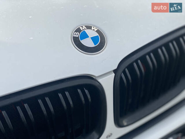 Белый БМВ Х3, объемом двигателя 3 л и пробегом 188 тыс. км за 15400 $, фото 59 на Automoto.ua